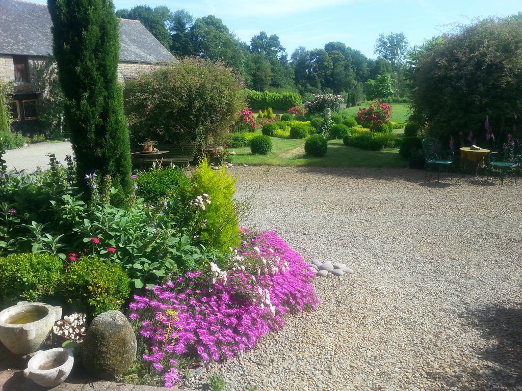 Bed and Breakfast Manoir De La Branche Maen Roch Экстерьер фото