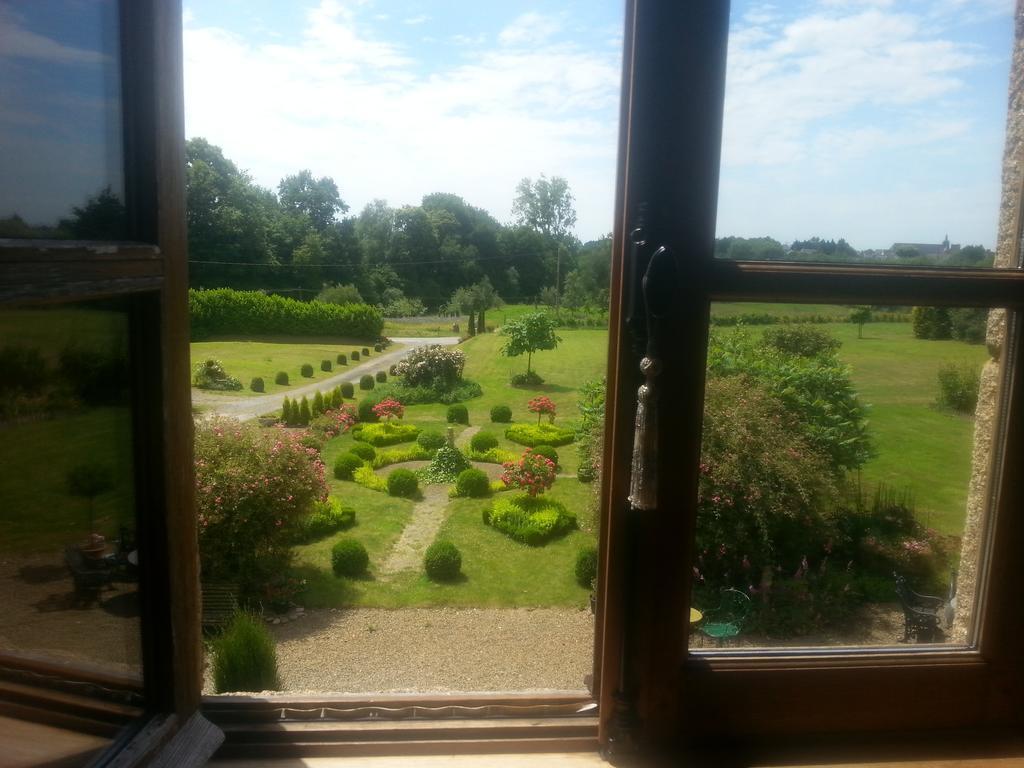 Bed and Breakfast Manoir De La Branche Maen Roch Экстерьер фото