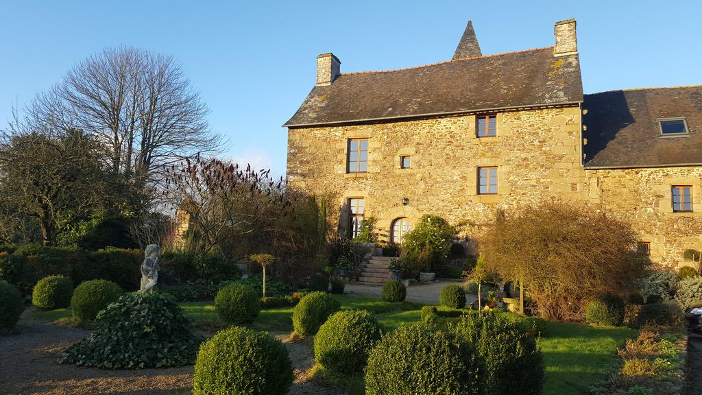 Bed and Breakfast Manoir De La Branche Maen Roch Экстерьер фото