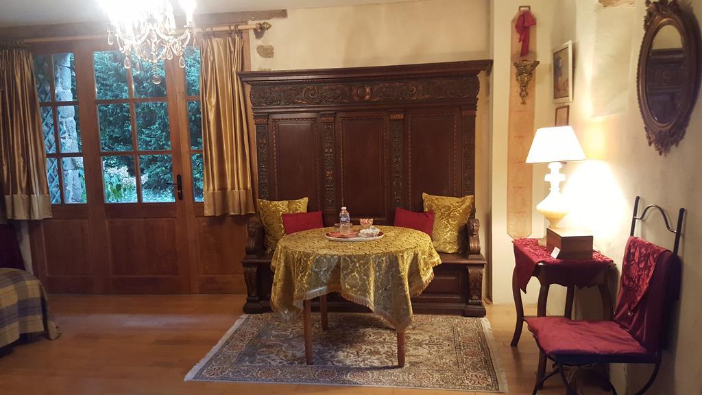 Bed and Breakfast Manoir De La Branche Maen Roch Экстерьер фото