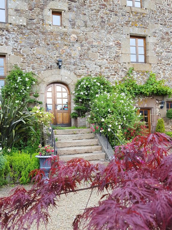 Bed and Breakfast Manoir De La Branche Maen Roch Экстерьер фото