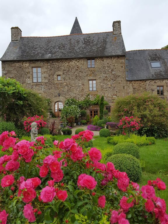 Bed and Breakfast Manoir De La Branche Maen Roch Экстерьер фото