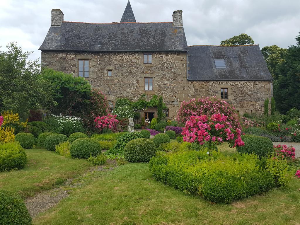 Bed and Breakfast Manoir De La Branche Maen Roch Экстерьер фото