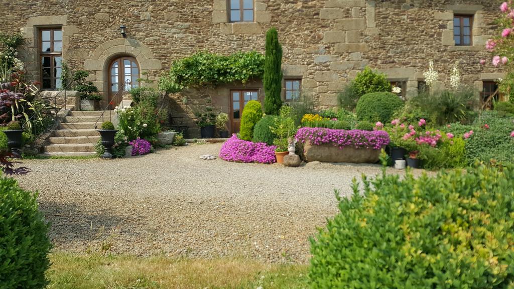 Bed and Breakfast Manoir De La Branche Maen Roch Экстерьер фото