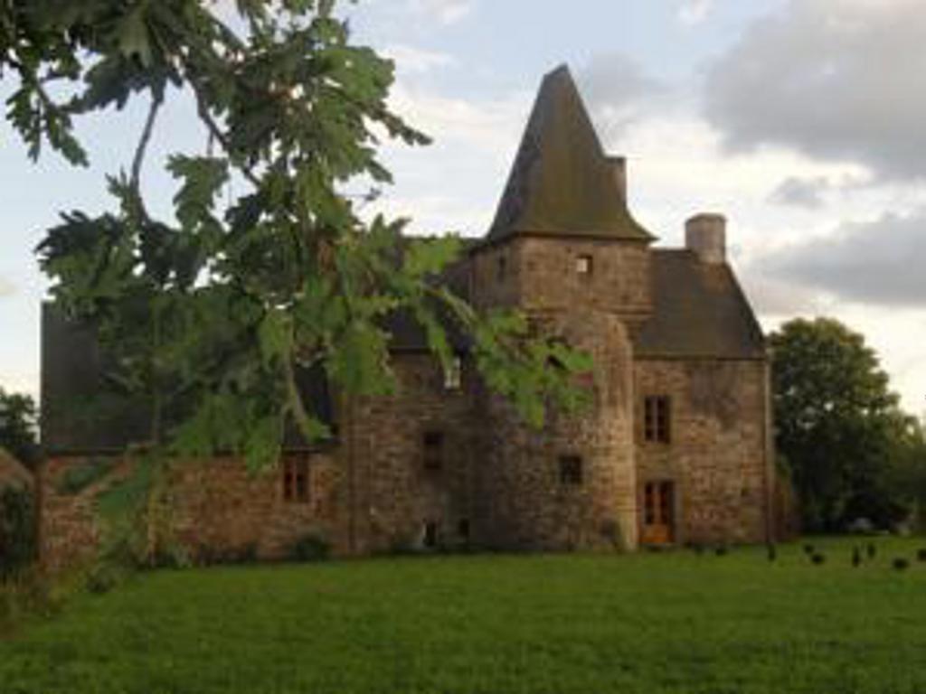 Bed and Breakfast Manoir De La Branche Maen Roch Экстерьер фото