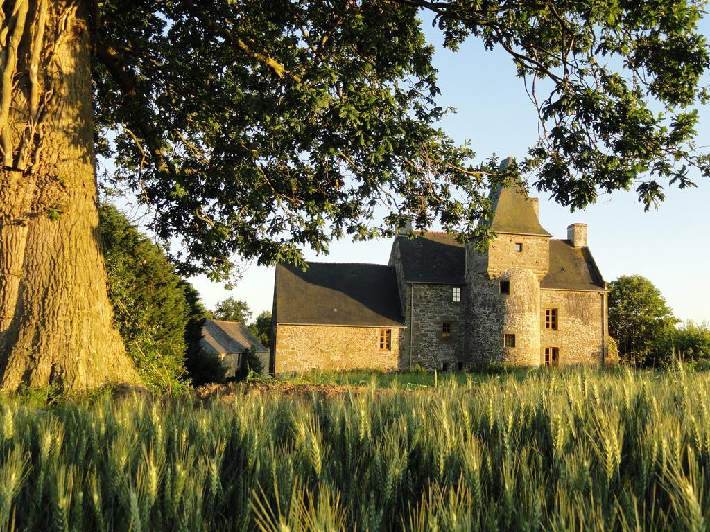 Bed and Breakfast Manoir De La Branche Maen Roch Экстерьер фото